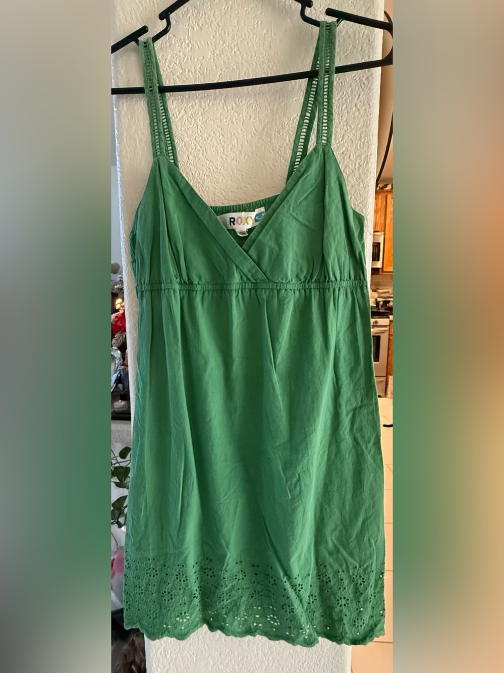 Roxy : Green V-Neck Eyelet Hem Sundress ( Size Medium) Pre Owned